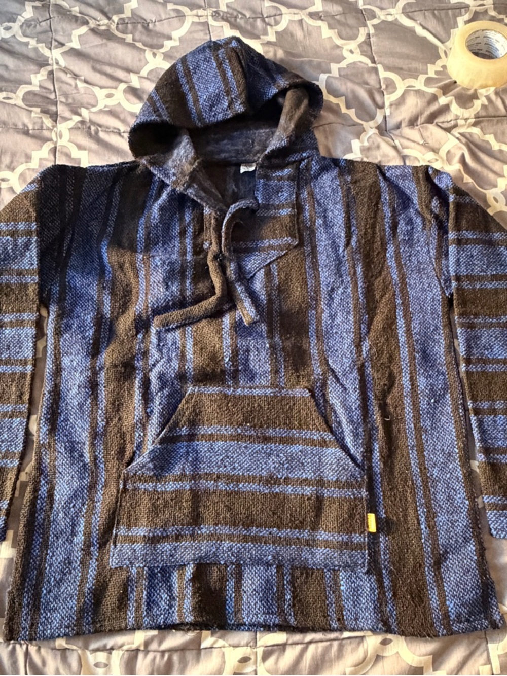 Men's Blue and Black Hooded Baja Pullover XL Sweater NWOT